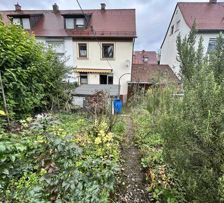 Ansprechendes 5-Zimmer-Reihenendhaus in Stuttgart Luginsland