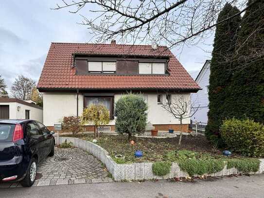 Nettes kleines Einfamilienhaus mit Garten in HN-Böckingen zu verkaufen!