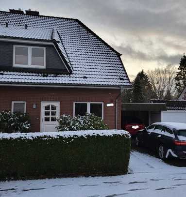 Geräumige 5-Raum-Doppelhaushälfte in ruhiger Lage in Oststeinbek