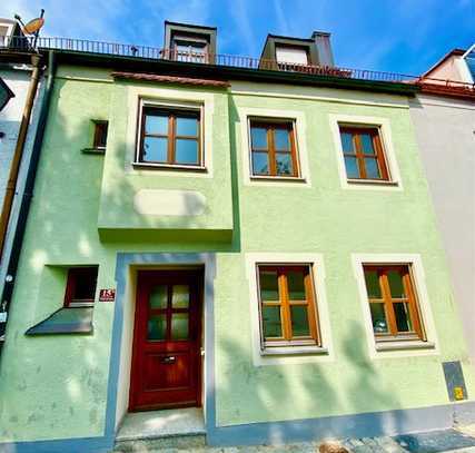 OK! Kurzfristig verfügbar! Attraktive Stadthaus in zentraler Stadtlage freut sich auf Sie...!