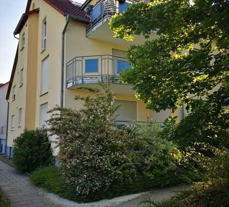 Top-Modernisierte 2,5-Zimmer-EG-Wohnung mit Balkon in Eppingen/Stadt