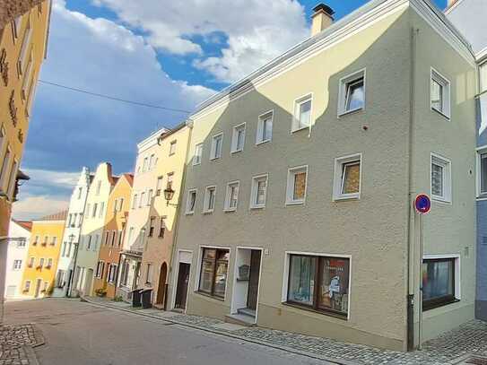 Historisches Stadthaus mit Gewerbeeinheit in zentraler Lage von Kraiburg am Inn!