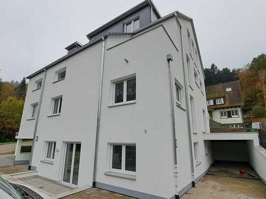 Stilvolle 4-Zimmer-Wohnung mit gehobener Innenausstattung mit Balkon und EBK in Badenweiler