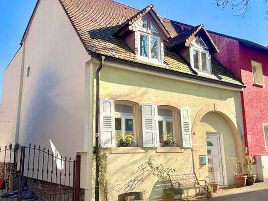 Ein außergewöhnliches Wohnhaus für individuelle Menschen!