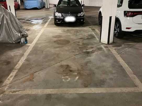 Vermiete Stellplatz in einer Tiefgarage in Berlin Schmargendorf