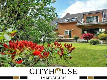 CITYHOUSE: Sonniges Einfamilienhaus mit wunderschönem Garten, Balkon, Keller und PKW Stellplatz