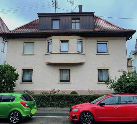 2-Familien-Haus mit Ausbaupotenzial und parkähnlichem Garten