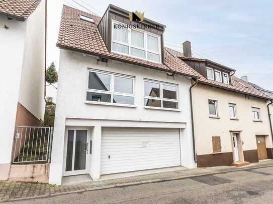 Ein Millenium-Haus aus dem Jahr 2000, Doppelgarage, Fußbodenheizung, neues Bad, sofort frei
