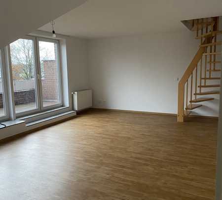 Großzügige 2,5 Zimmer Wohnung in Hannover, Bothfeld mit neuer Einbauküche und Terrasse