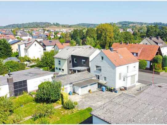 Liebenswertes Einfamilienhaus mit großzügigem Grundstück in Lauter!