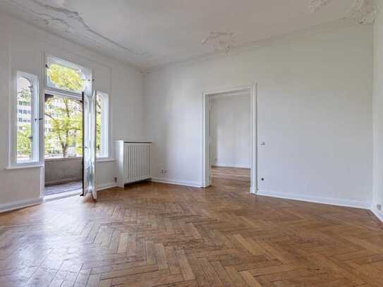 Stuckaltbauwohnung mit Balkon+zusätzlich eine 1 Zimmer Einliegerwhg. im schönen Wilmersdorf