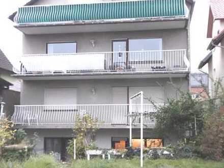 Freistehendes 5 - Familienhaus mit 4 freien Wohnungen in sehr guter Wohnlage