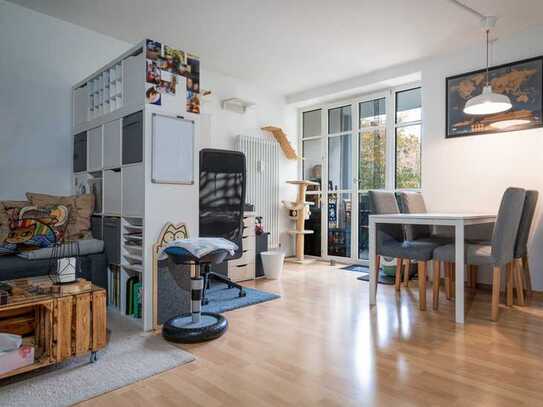 Schöne 2 Zimmer Wohnung mit Balkon und Tiefgaragenstellplatz