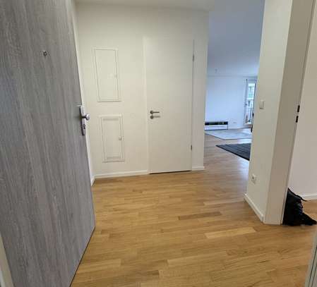 Stilvolle 3,5-Zimmer-Wohnung mit geh. Innenausstattung mit Balkon und EBK in München Obersendling