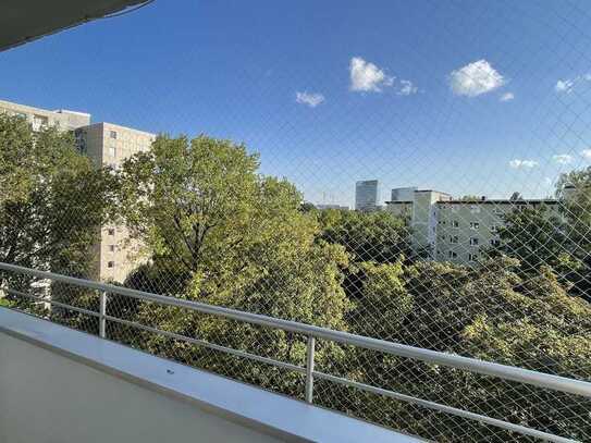 Parkstadt Bogenhausen, 3 Zimmer, 63 m², 7. Stock, Balkon, traumhafte Aussicht, in grüner Umgebung