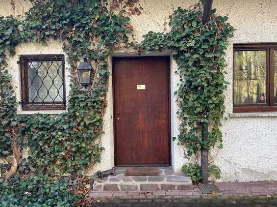 Studenten WG Neugründung Ulm-Böfingen, ideal für 3er WG mit großen Wohnzimmer und Gartenanteil