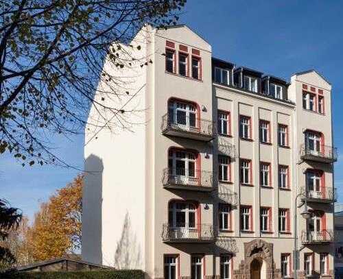 Traumhafte Maisonettewohnung mit 2 Balkonen in einem hochwertig sanierten Objekt !