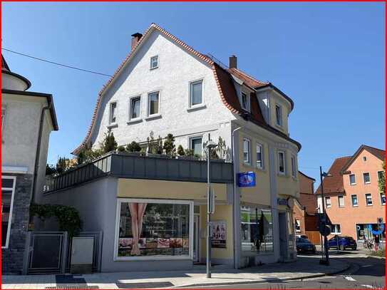 Renditestark & komplett vermietet! Wohn- & Geschäftshaus im Zentrum von Eislingen!