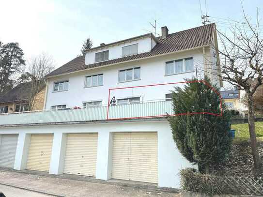 Sonnige 3 Zimmer-Wohnung mit großer Terrasse in Aussichtslage