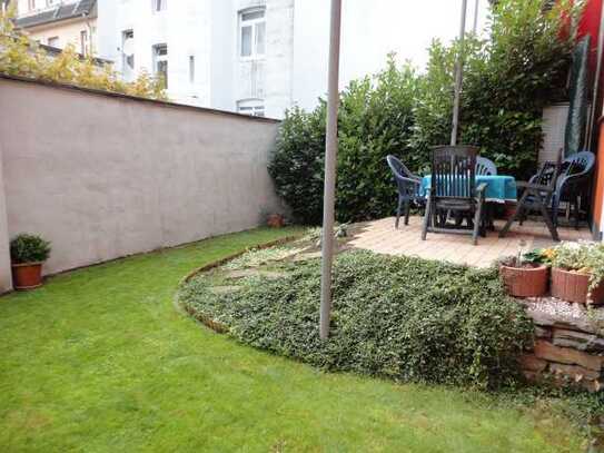 Erdgeschosswohnung mit kleinem Garten