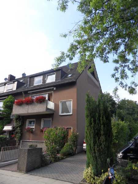 möbiliertes Apartment mit sonnigem Balkon