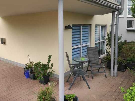 Helle 2-Zimmer-Wohnung mit Terrasse und Einbauküche in 35799 Merenberg