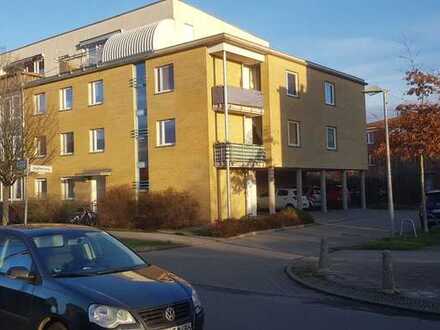 Schöne helle und ruhige 3 Zimmer Wohnung in Altglinicke