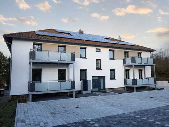 3 Zimmer - Küche - Bad - Balkon 
Erstbezug nach Kernsanierung