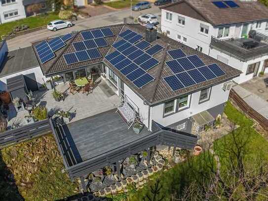 Gepflegter Bungalow mit toller Terrasse und großem Garten in Toplage - einfach unbeschwert Leben!