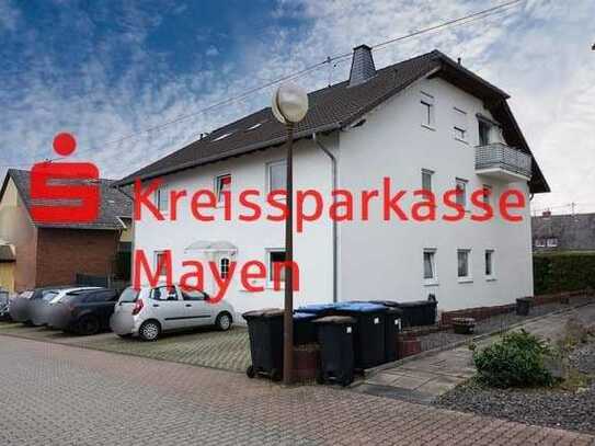 Charmante Souterrainwohnung mit Terrasse und Stellplatz