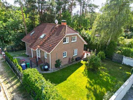 Ein Ort zum Träumen – Traumhaus mit sonnigem Garten in idyllischer Lage