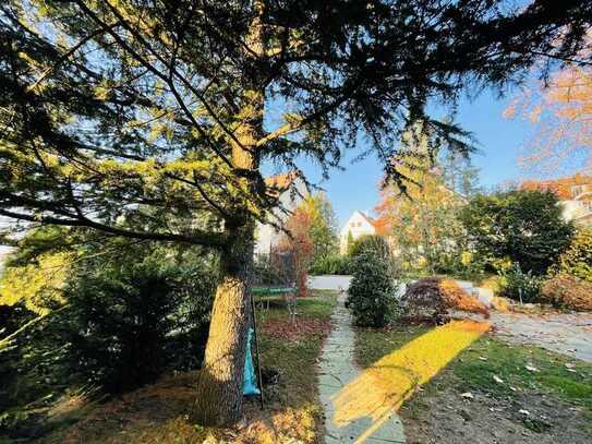 *Top Lage in Stuttgart* 158m² mit 465m² Garten+Terrasse