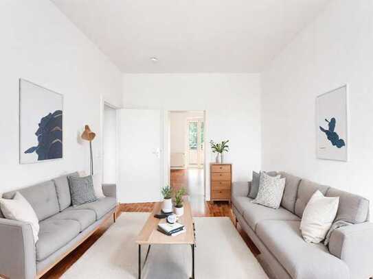 Quietly situated 1 bedroom (2 zimmer) apartment with balcony close to Hermannstraße