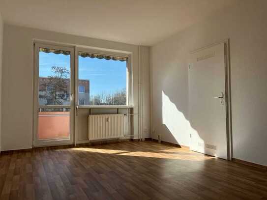 ++ Nachmieter gesucht! - 3 Raumwohnung mit Balkon ++