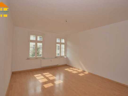 Balkon, Einbauküche, begrünter Innenhof gut angebundener Lage