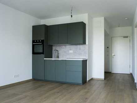 Erstbezug: ansprechende 2-Zimmer-Wohnung mit Einbauküche und Balkon in Marzahn, Berlin