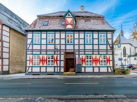 Modernisierte Büroflächen im Ober- & Dachgeschoss