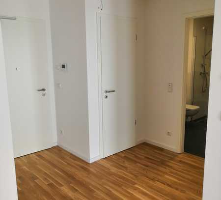 Erstbezug – Helle, barrierefreie 2-Zimmer-Wohnung in ruhiger und zentraler Lage
