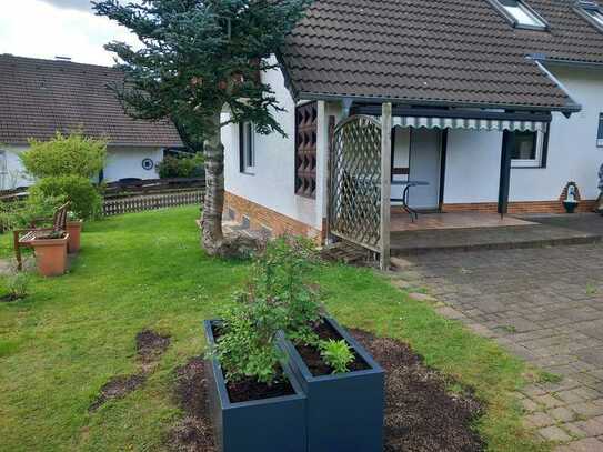 seniorengerechte EG-Wohnung, Terrasse, Garten mit freiem Blick ins Grüne