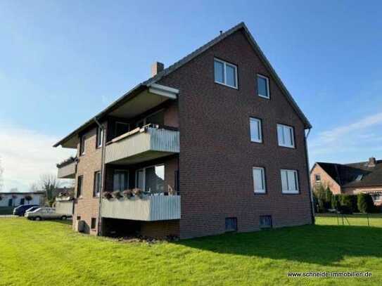 Schön geschnittene, frisch renovierte 3 Zimmer-1. OG-Wohnung mit Balkon