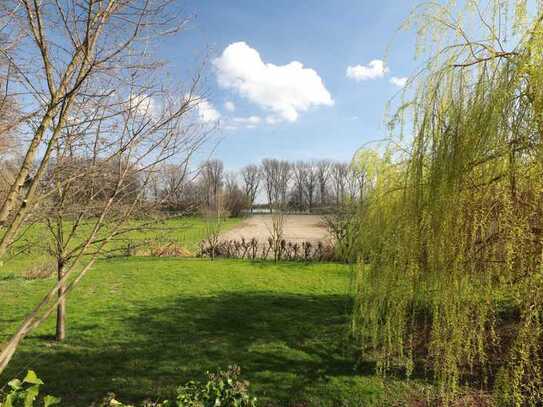 3-Zimmerwohnung (unrenoviert) mit Balkon und Rheinblick