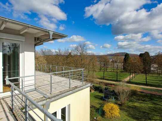 Bonn-Rüngsdorf: wunderbare 5-Zimmer-Penthouse-Wohnung in direkter Rheinlage