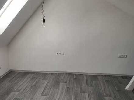 550 € - 55 m² - 2.0 Zi.
siehe Bilder