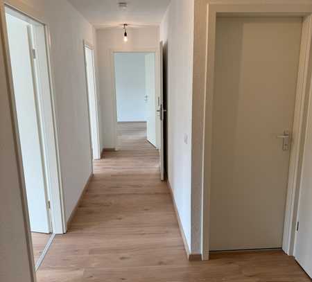 First move-in after renovation / Erstbezug nach Sanierung mit Balkon: Stilvolle 3-Zimmer-Wohnung