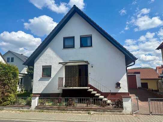 Mit möglicher Einliegerwohnung ** EFH in Weinheim