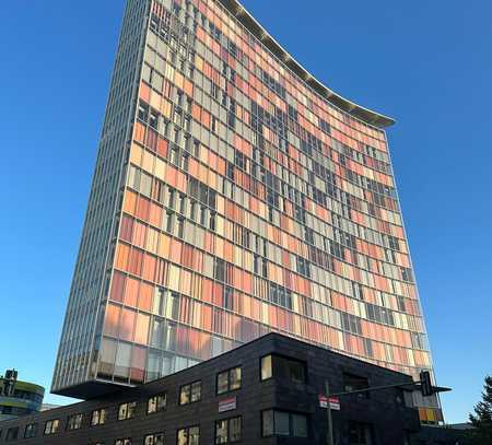 Büro mit Aussicht in Mitte