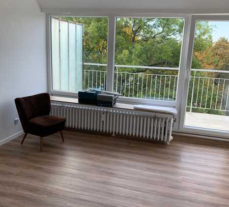 kleines Appartement mit großem Balkon