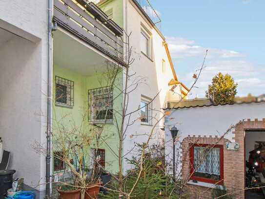 Charmantes 2-Familienhaus mit flexibler Nutzung in zentraler Lage von Friedberg