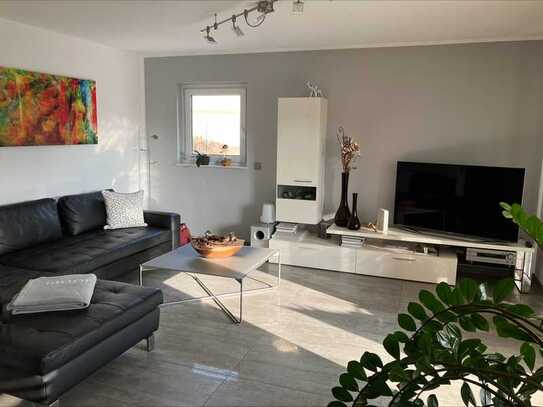 Neuwertige 2-Raum-Wohnung mit luxuriöser Innenausstattung mit Einbauküche in Bretten