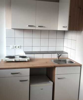 Exklusive 2 Zimmer-City-Wohnung mit Pantryküche !